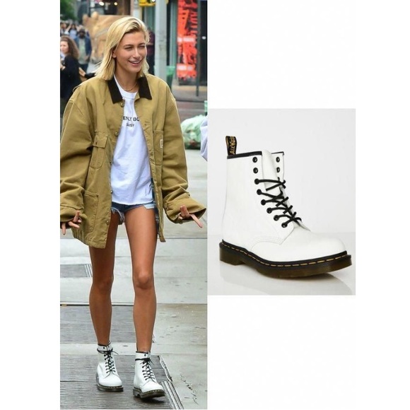 Dr. Martens Boots | NEW | Size 8 - Picture 2 of 15